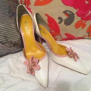 Vintage BCBG Paris ‘Sex in the City’ stiletto
